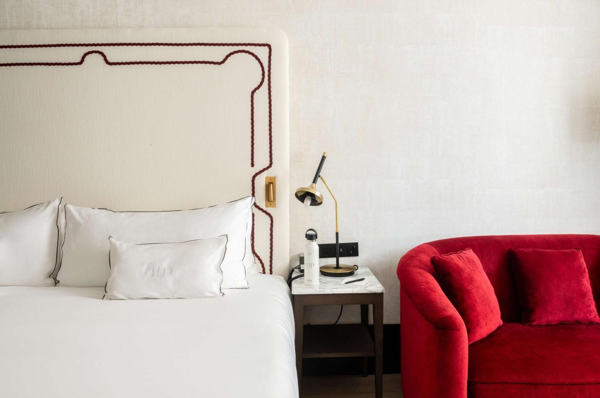Hotel Montera Madrid, Curio Collection By Hilton Exteriör bild