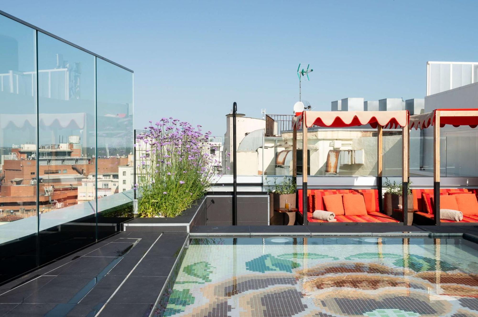 Hotel Montera Madrid, Curio Collection By Hilton Exteriör bild
