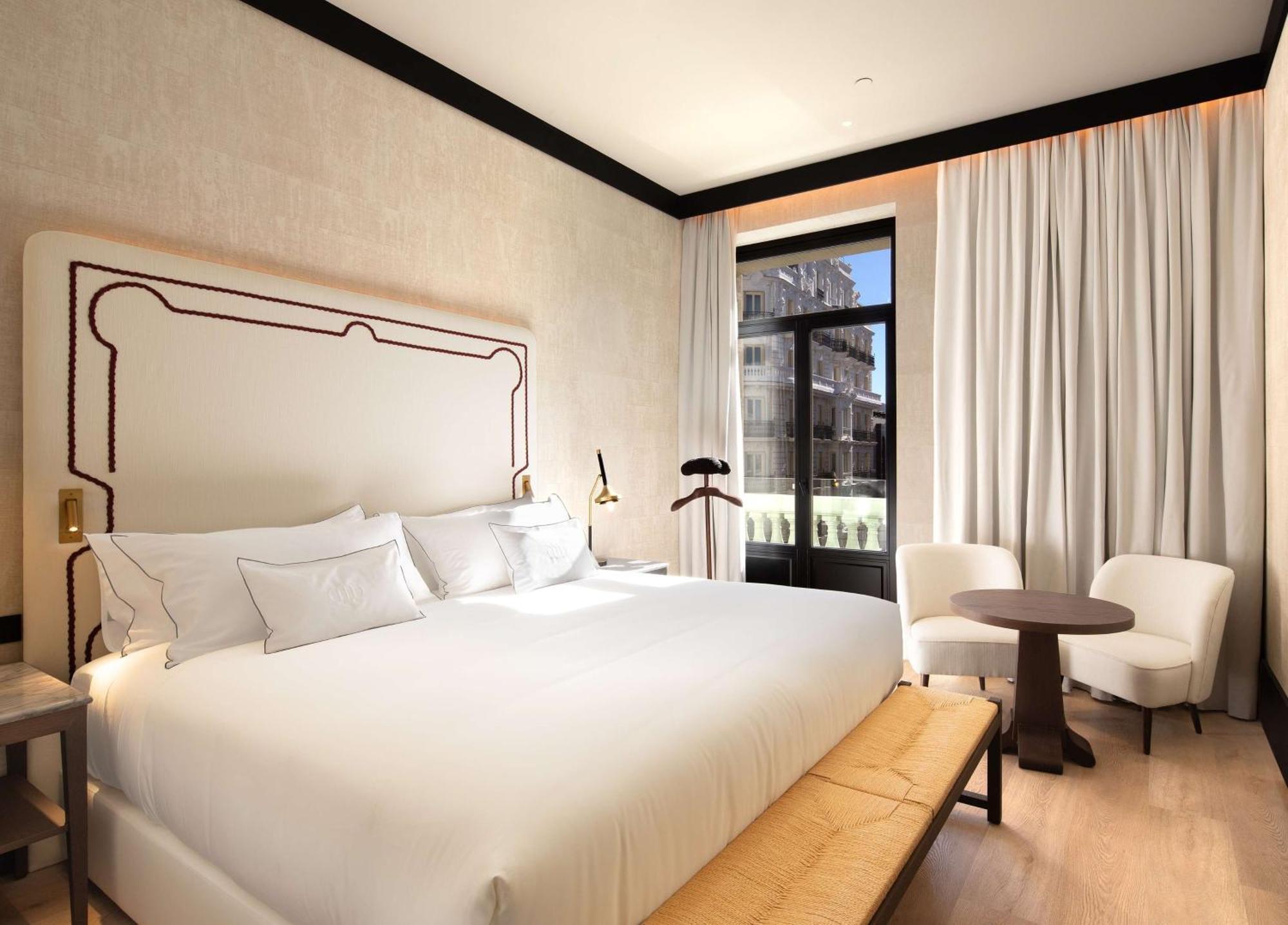 Hotel Montera Madrid, Curio Collection By Hilton Exteriör bild